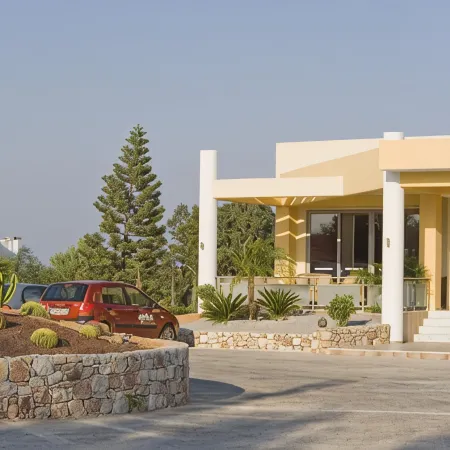 Memphis Beach Hotel Отели рядом с достопримечательностью «Пляж Колимбия»