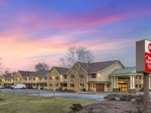 Best Western Plus the Inn at Sharon/Foxboro Hotels in Sharon