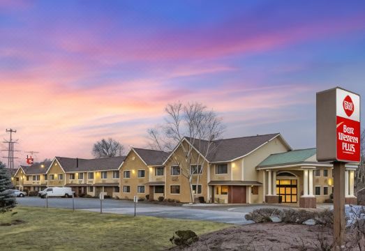 베스트 웨스턴 더 인 앳 샤론/폭스보로