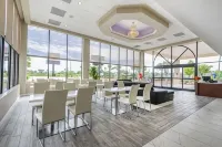 Quality Inn & Suites Kissimmee by the Lake - parking