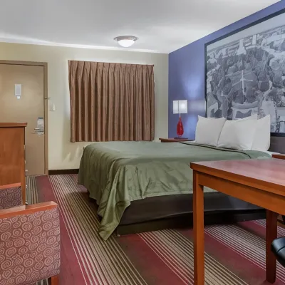 Quality Inn Columbus-East Отели рядом с достопримечательностью «Развлекательный центр "Волшебная гора"»