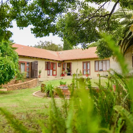 Cozy guestrooms in Midrand 1