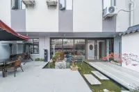 Aifeel Hotel (Jiangyin Pedestrian Street Zhongshan Park Subway Station) - parkir