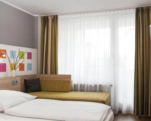Business and Budget Hotel Tessin Hotel dekat Stasiun Kereta Muenchen-Pasing
