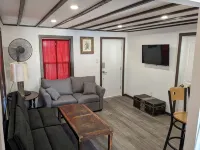 Stylish Adobe house, private yard & parking in downtown Cortez