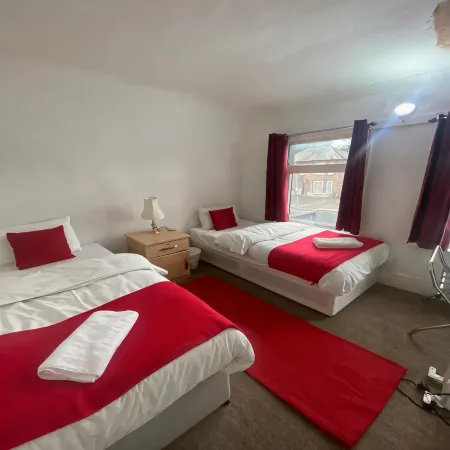 OYO Saji Hotel