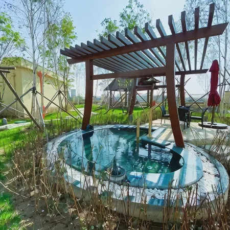 Bayue Bay Seascape Apartment (Yingkou Magic Hot Spring Shop)