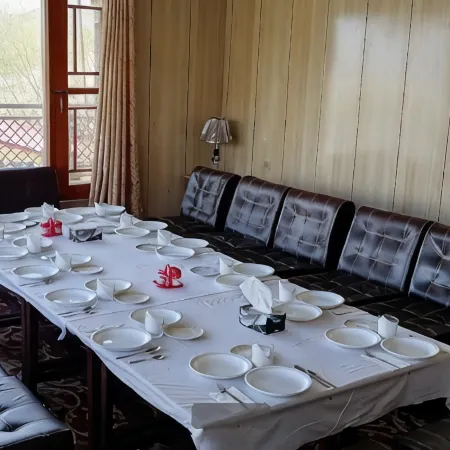 Skardu View Point Hotel and Huts