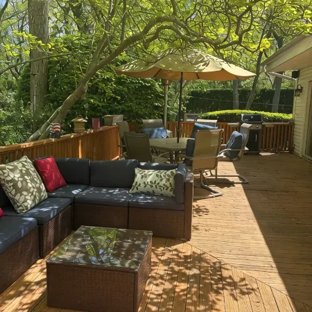 Perfect Family/Friends Reunion House in the Hamptons! Close to Ocean Beaches!