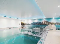 Cozy chalet in the Swiss Alps with Heidi bed. Pet friendly! - Wifi
