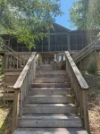 Charming lake cabin on beautiful Lake Martin - 6 bedrooms, sleeps 17 - Hytter