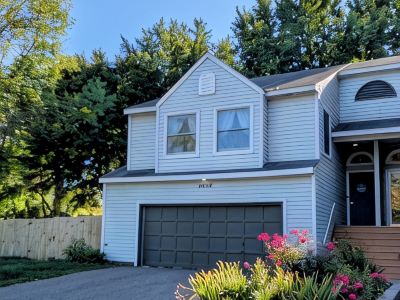 Inviting Cozy House in the Heart of Maple Grove