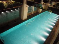 STAYLUXIA GRAMERCY Boutique Hotel - Infinity Pools