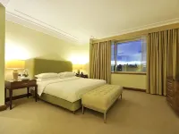 Regent Warsaw Hotel Hotels near Ujazdowski Park