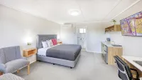 Deniliquin Motel - ที่มีที่จอดรถ