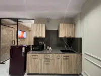 Modern Cozy 1BHK Studio, King Bed & Kitchenette -  Apartamentos vacacionales