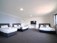 Lakeside Inn Wollongong Hotels in Shellharbour