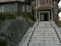 Rock City Resort Hotels in Mingora