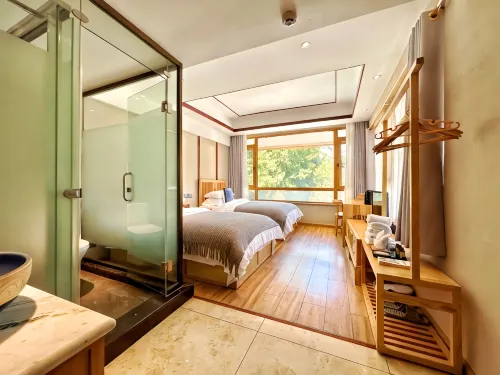 Fanjing Mountain Dianzui Pavilion Homestay