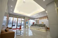 OW君國際酒店（南縣人民醫院店） - 停車場