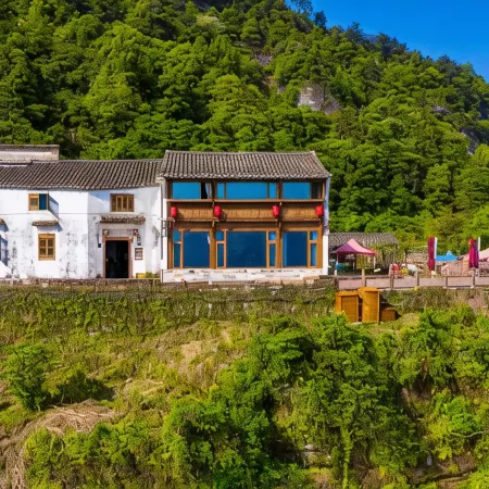 Changshenglou Hostel