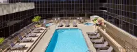 Hilton Los Angeles Airport - piscina