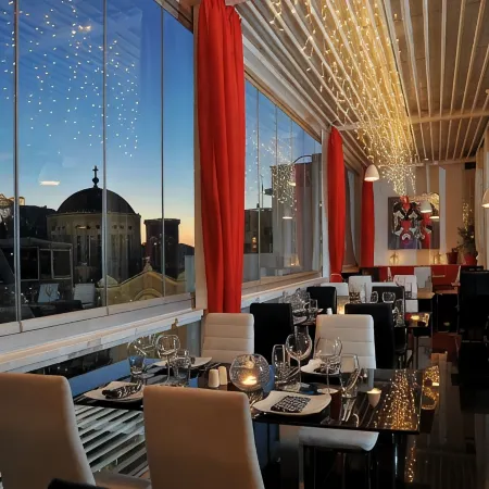 Villa Brown Ermou, a Member of Brown Hotels Отели рядом с достопримечательностью «Галерея Афин»