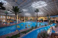 Tianshan Wujiang Hot Spring City Hotel - С бассейном