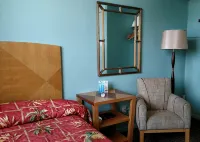 Dolphin Inn