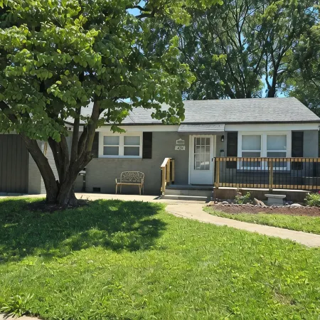 Lovely Home in the Heart of Springfield