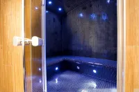 Hotel Oceania Paris Roissy CDG - ที่มีสปา