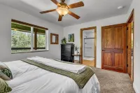 Comfort in Nature, Multi-Family, Sleeps 14, BBQ - 4-Star