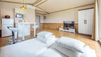 Gurye Jirisan Hosu Resort Pension - parking