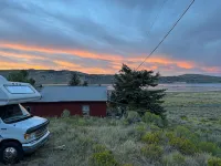 Nice quaint cabin in Panguitch Lake UT with a great view! - Chalets