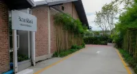 RiverHills Resort