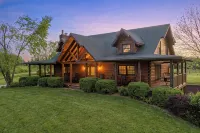 The Lodge / Hot Tub, Arcade, Firepit, Game room! - de charme