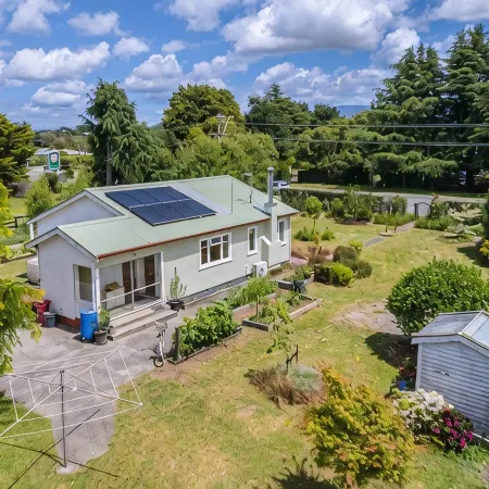 Greytown Farmhouse in the Heart of the Wairarapa
