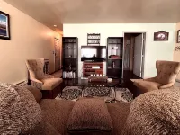 Cozy apartment nestled in the hills of Kettle Falls overlooking Lake Roosevelt. Hotels in Stevens County
