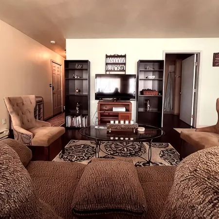 Cozy apartment nestled in the hills of Kettle Falls overlooking Lake Roosevelt.