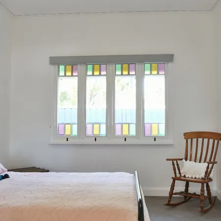 Cheerful Cottage Perfect for groups - Pool Table, Fire pit, Wifi & AC