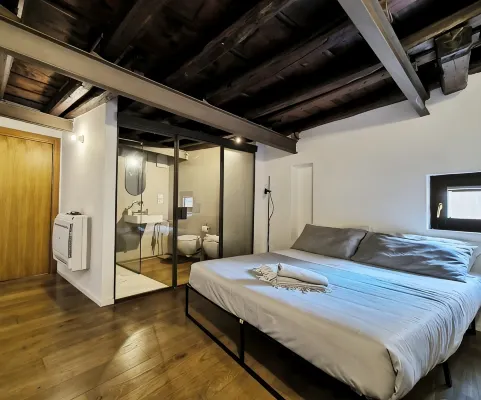 Garitta Twelve whole house with sea view terrace in the historic center