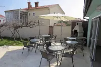 Resindenz Benni 7 with heated pool, - 4つ星