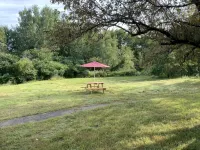 spacious clean vacation unit near Bangor and on your way to Acadia National Park - Wi-Fi