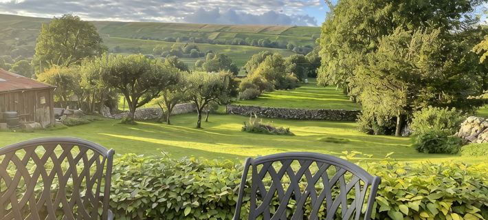Beautifully Converted Barn With Stunning Views near Aysgarth Hotels in Leyburn