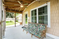 3 Adorable Old Fashioned Cottages In A Great Location ~ 3 Cottages At One Price! - 3 tähden