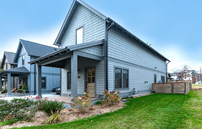 Heart of Brevard Hideaway - Walk/Bike to Downtown!
