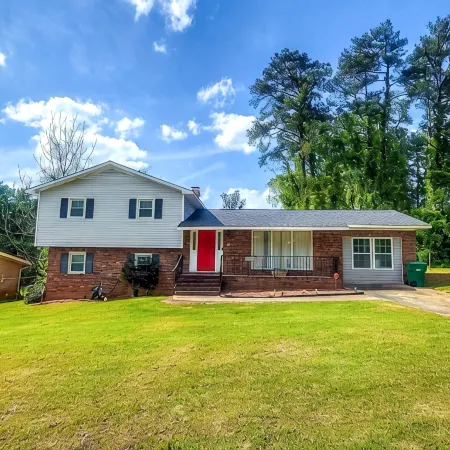 Amazing Women’s and Men’s Masters Tournament Rental- Fully Remodeled.