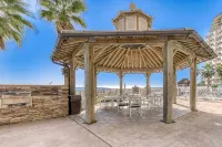 Charming 2 Bedroom Condo with Stunning Gulf Views!! - Jacuzzi