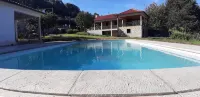 Typical house with swimming pool - Ailelere Uygun