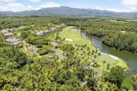 Renovated 2-bedroom condo with WiFi, AC inside Bahía Beach Resort - Beach